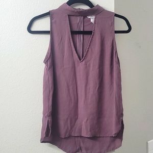 Sleeveless choker neck top